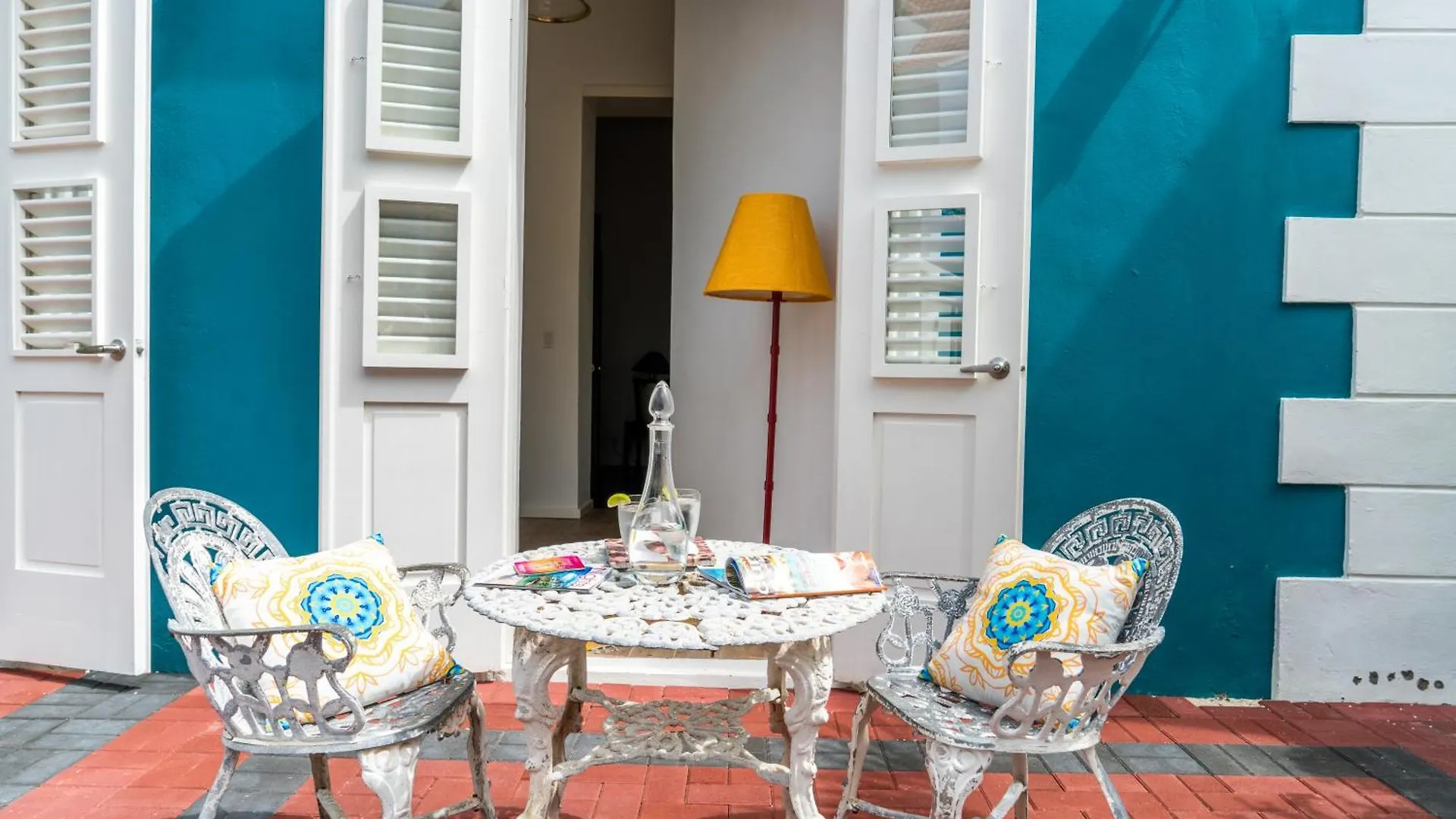 Bario Hotel Willemstad Apartment